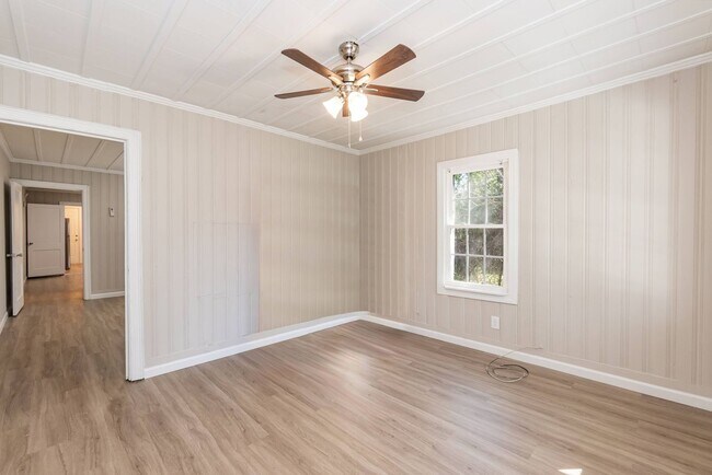 Foto del edificio - 1220 Battle St