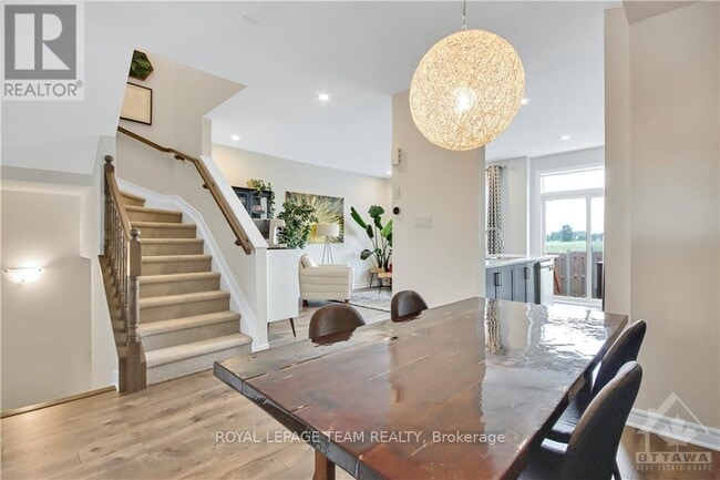 Building Photo - 243 Kimpton Dr