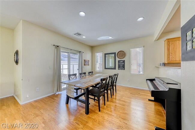 Foto del edificio - 1049 Garnet Ridge Ct