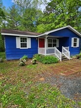 Building Photo - 650 Maxfield Rd