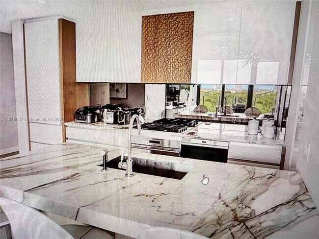 Foto del edificio - 2831 S Bayshore Dr
