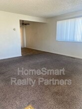 Building Photo - 112 Skyline Dr