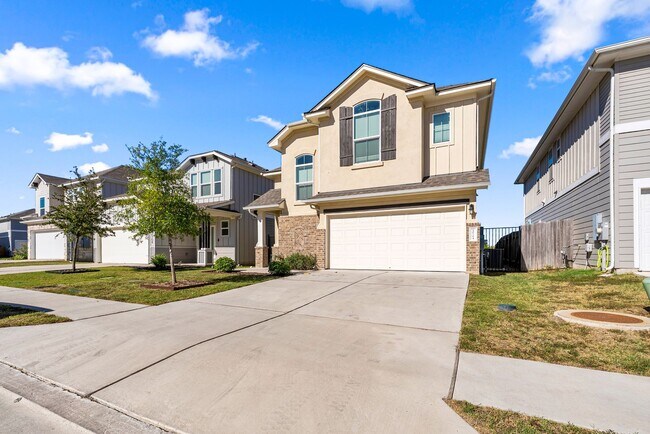 Building Photo - Luxurious 3 bedrooms 2.5 bathrooms home in Vistas of Austin!!!