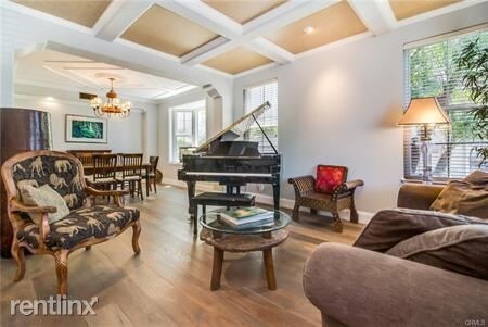Primary Photo - 4 br, 3 bath House - 8 Wild Rose Pl