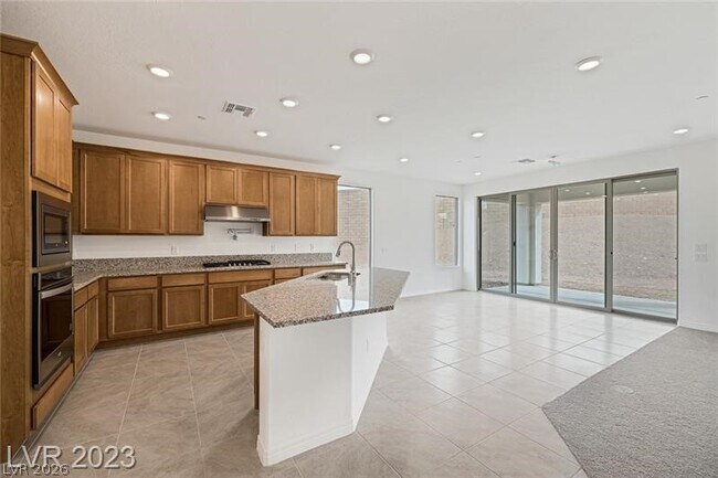 Foto del edificio - 10 Sun Lily Ln