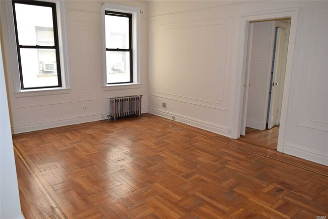 Foto del edificio - 30-83-83 29th St