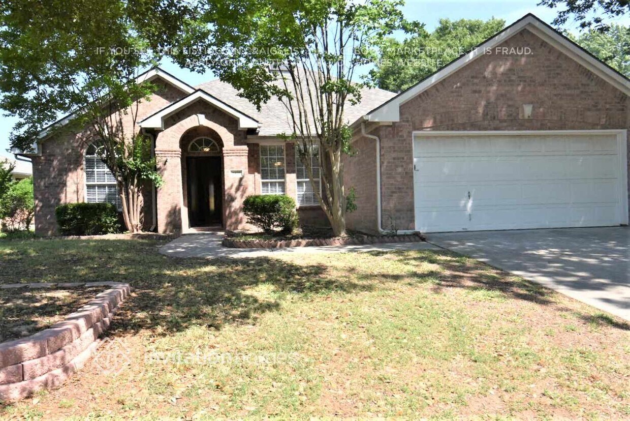 Foto principal - 2800 Lakeside Dr