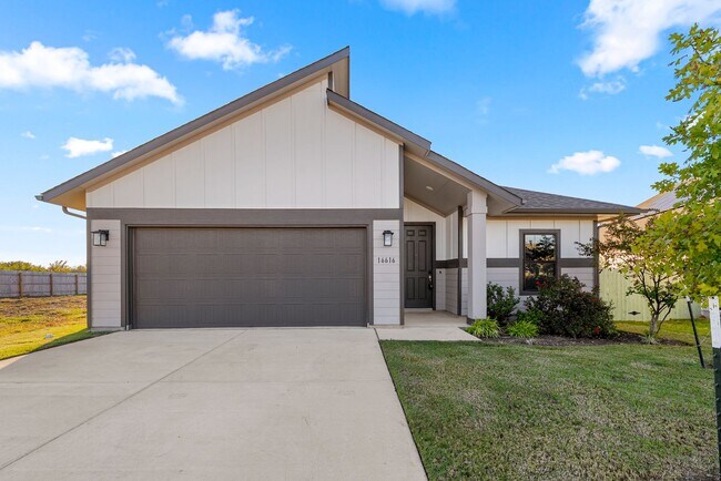 Foto del edificio - Beautiful 3 bedroom, 2 bathroom home in Ma...