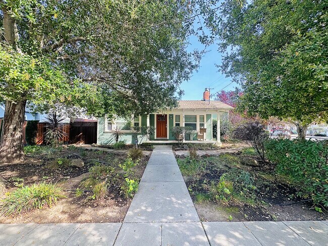 Frente de la casa - 504 Montgomery St