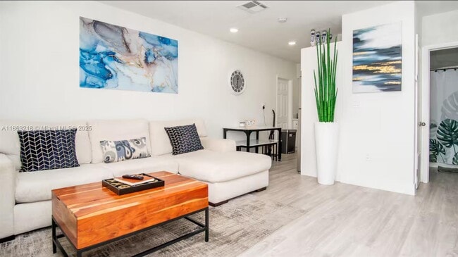 Foto del edificio - 7815 NW 5th Ct