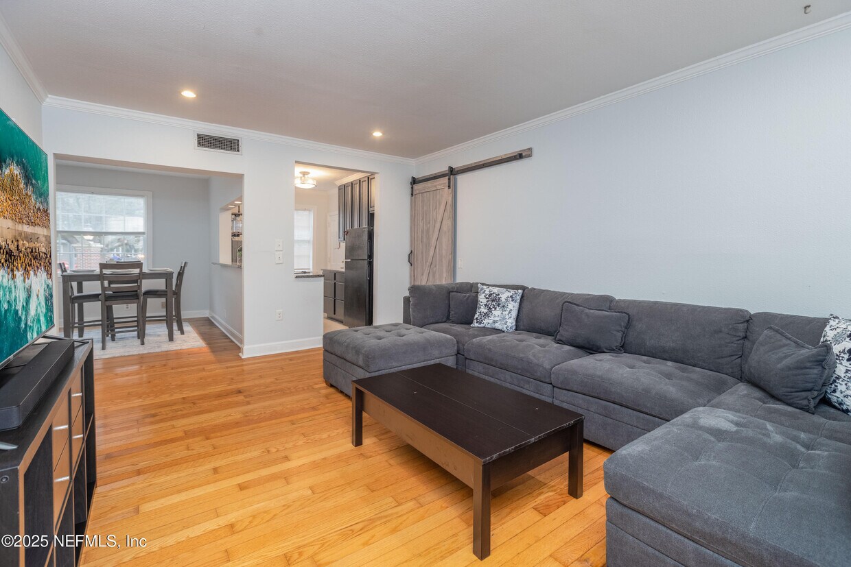Foto principal - 1528 Palm Ave
