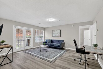 Building Photo - 7195 Hannover Pkwy N