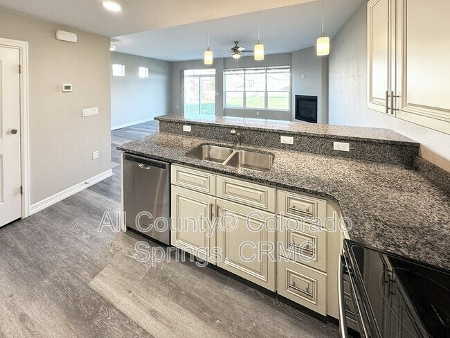 Foto del edificio - 764 Brambleberry Hts