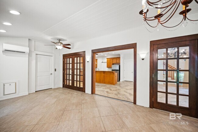 Foto del edificio - 491 Pine Ave