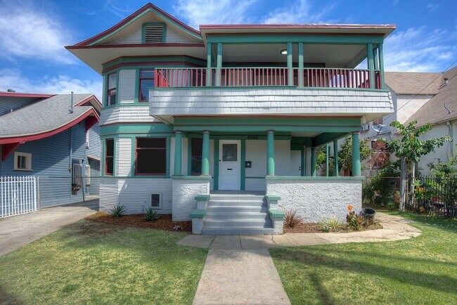 Foto del edificio - 5323 Monte Vista St
