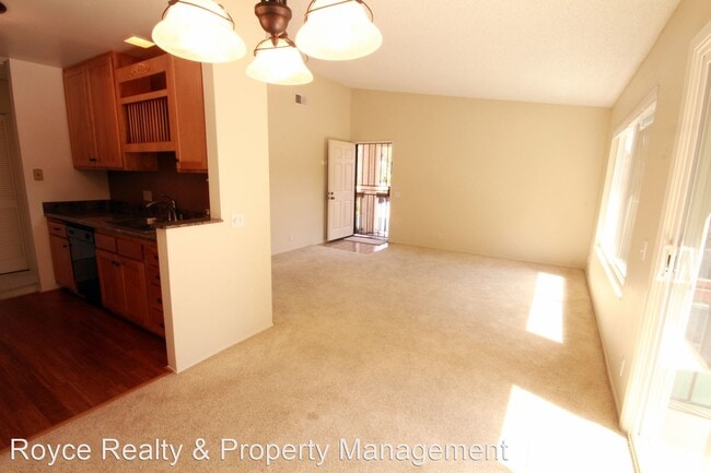 Building Photo - 2 br, 2 bath House - 4075 Rosenda Ct Unit 271