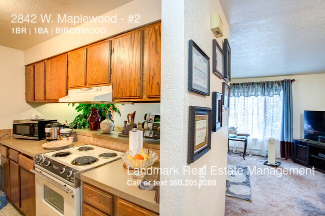 Foto del edificio - 2842 W Maplewood Ave