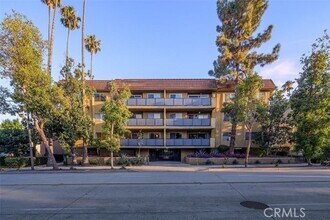 Building Photo - 382 E California Blvd