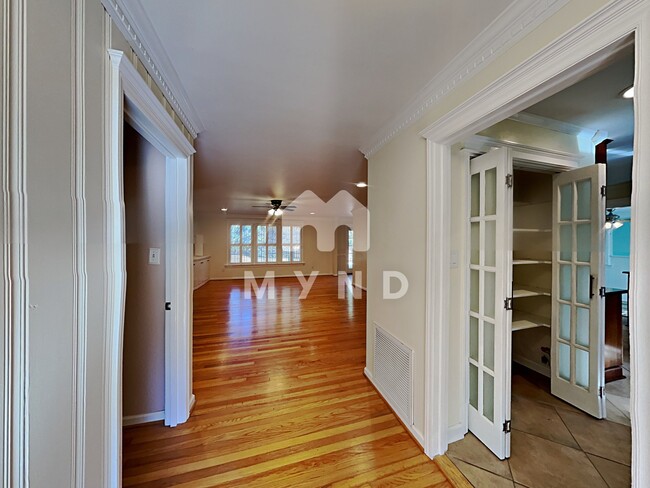 Building Photo - 3412 Leonard St