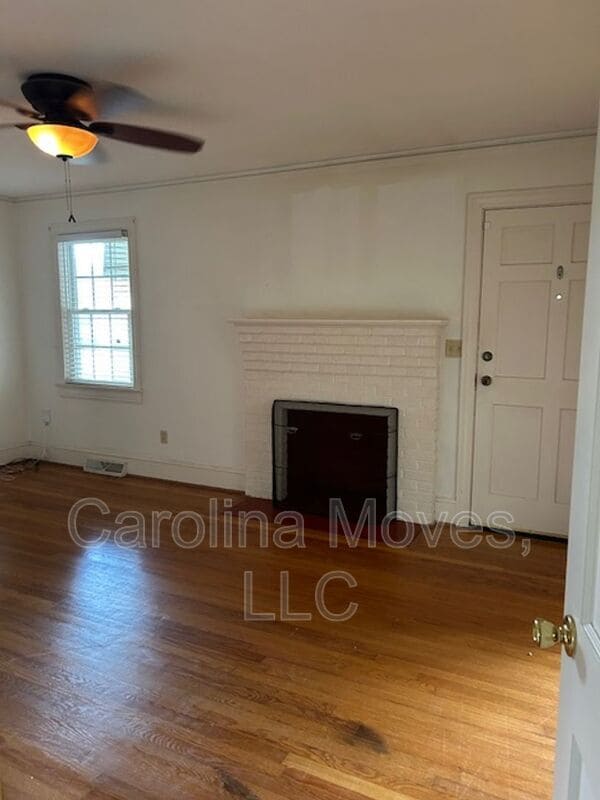 Building Photo - 114 Lenore Ave