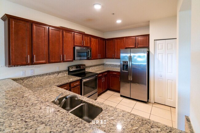 Foto del edificio - 10630 NW 88th St