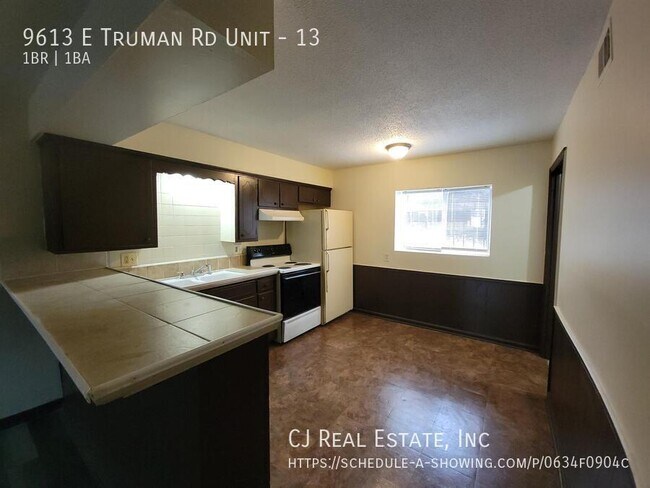 Foto del edificio - 9613 E Truman Rd