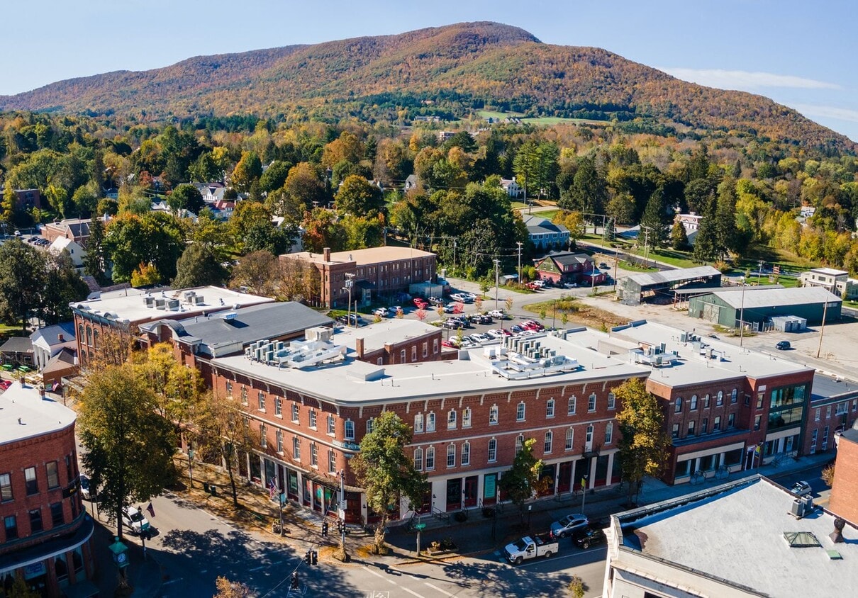 Primary Photo - Putnam Block Hotel - One Bedroom Apartment...
