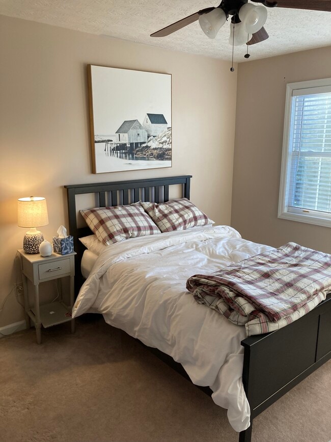 Building Photo - 5003 Monterey Ave