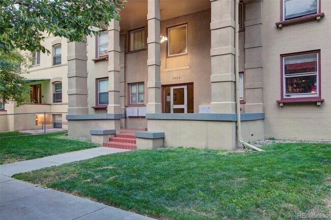Photo - 1629 N Clarkson St Townhome