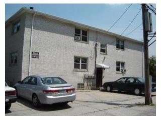 Building Photo - 8941 W Burlington Ave