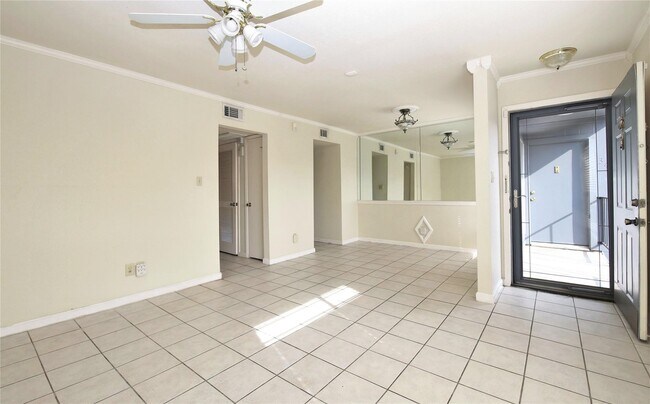 Foto del edificio - 6202 Skyline Dr