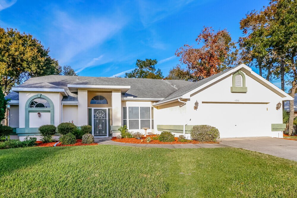 Foto principal - 4230 St Ives Blvd