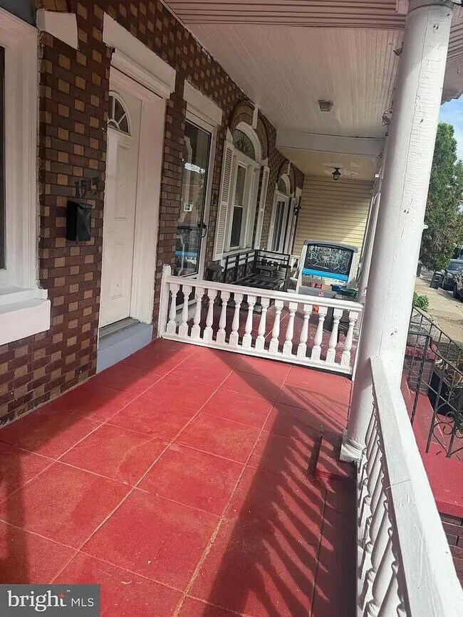 Foto del edificio - 1515 Dyre St