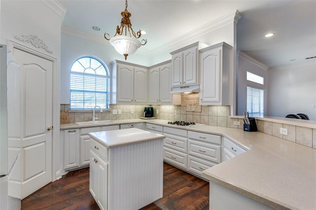 Building Photo - 905 Country Creek