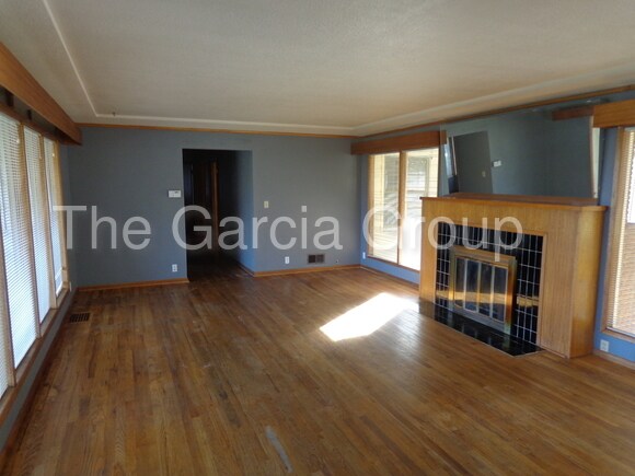 Foto del edificio - 15000 NE Halsey St