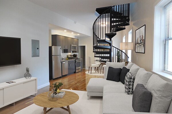 Foto principal - 905 Cambridge St