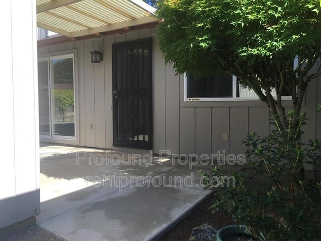 Photo - 18920 NW Nelscott St Apartment