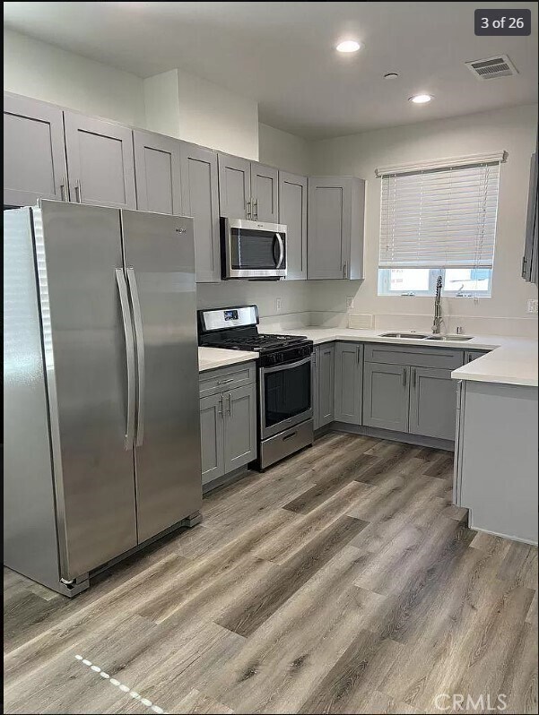 Foto del edificio - 2411 1/2 Ridgeley Dr