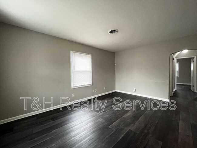 Building Photo - 4358 Norwaldo Ave