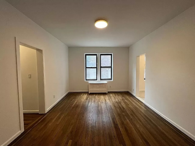 Building Photo - 117-14 Union Tpke