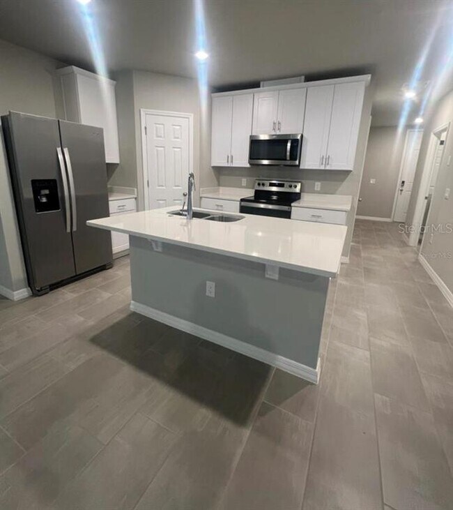 Foto del edificio - 785 Legacy Dr