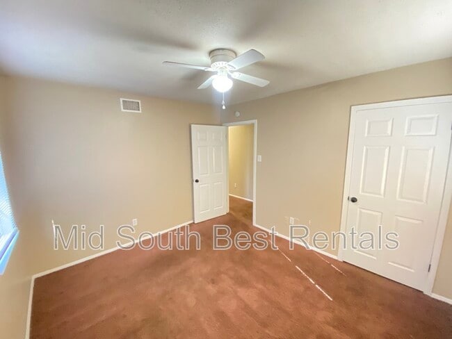 Building Photo - 3277 Mountain Terrace St