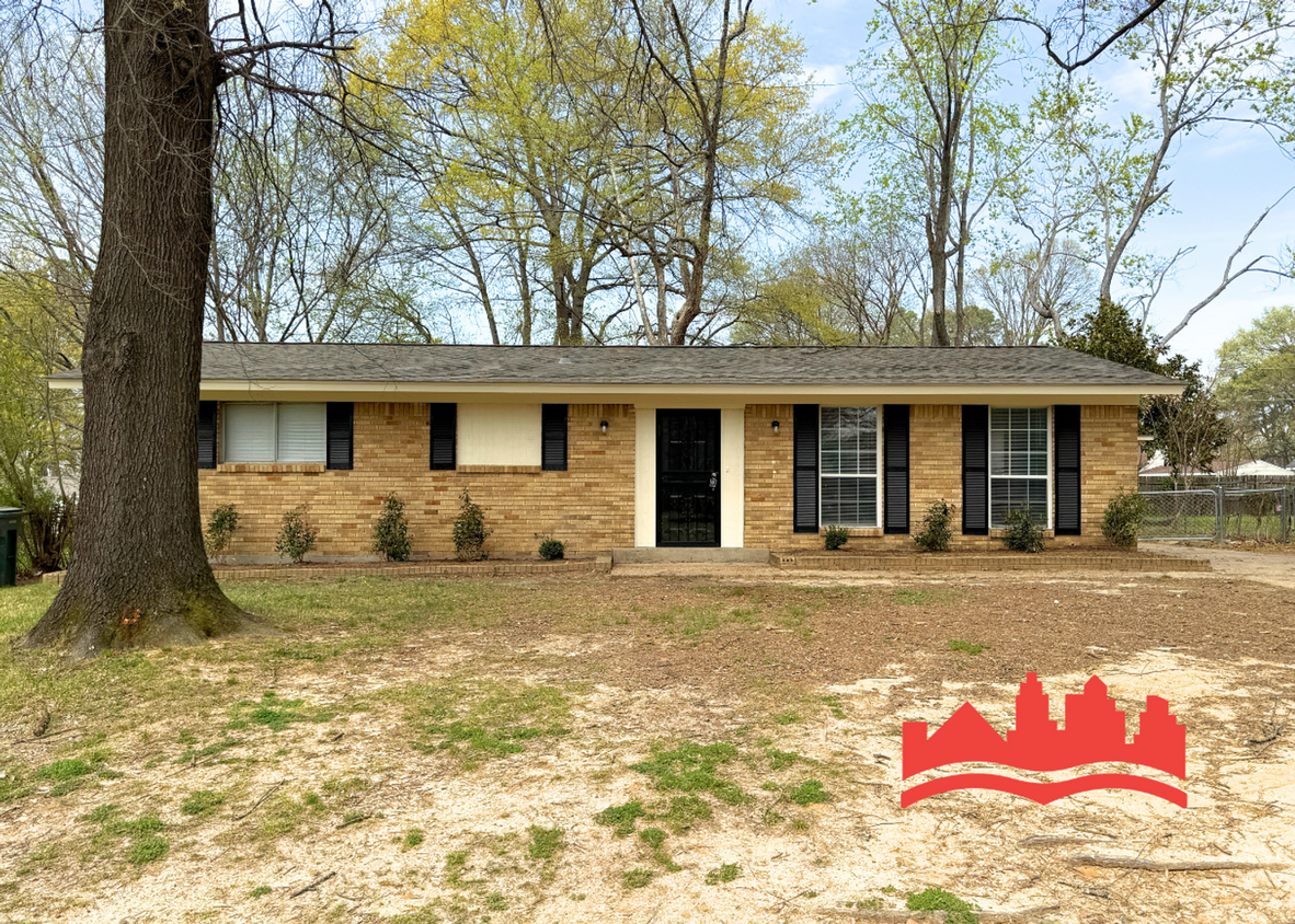 Foto principal - Spacious 3-Bedroom, 2-Bath Home for Rent!