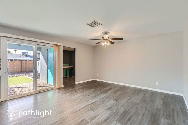 Foto del edificio - 14822 N 21st Way