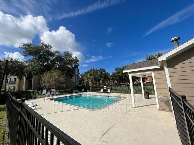 Building Photo - 4764 Walden Cir
