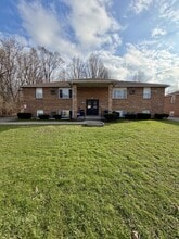 Building Photo - 841 Moyer Ave