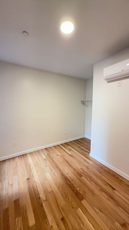 Building Photo - 2527 St Paul St