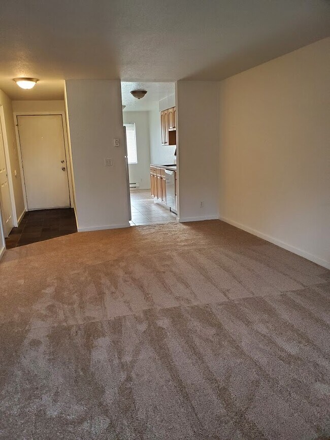 Foto del edificio - 332 Healy Ave