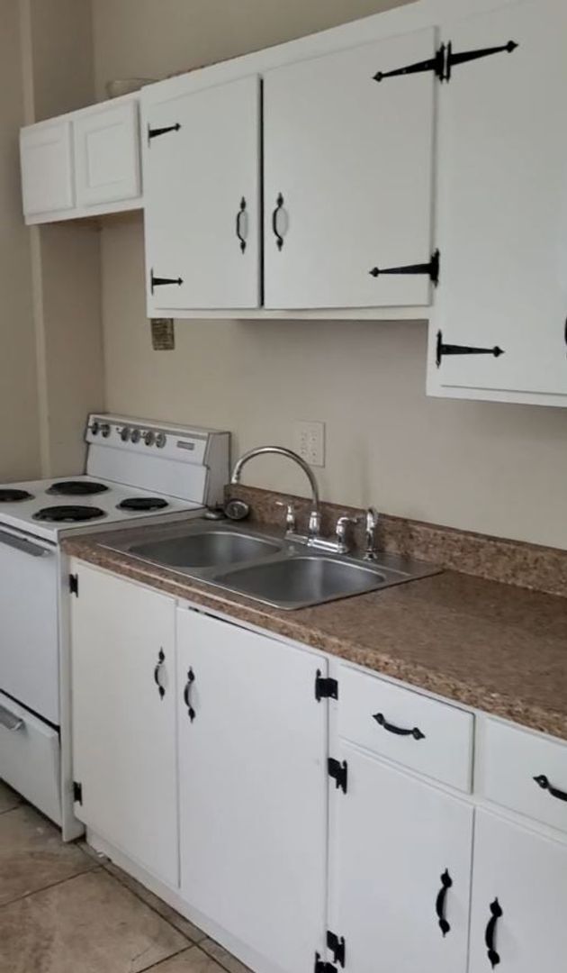 Foto del edificio - 1547 Dixmont Ave