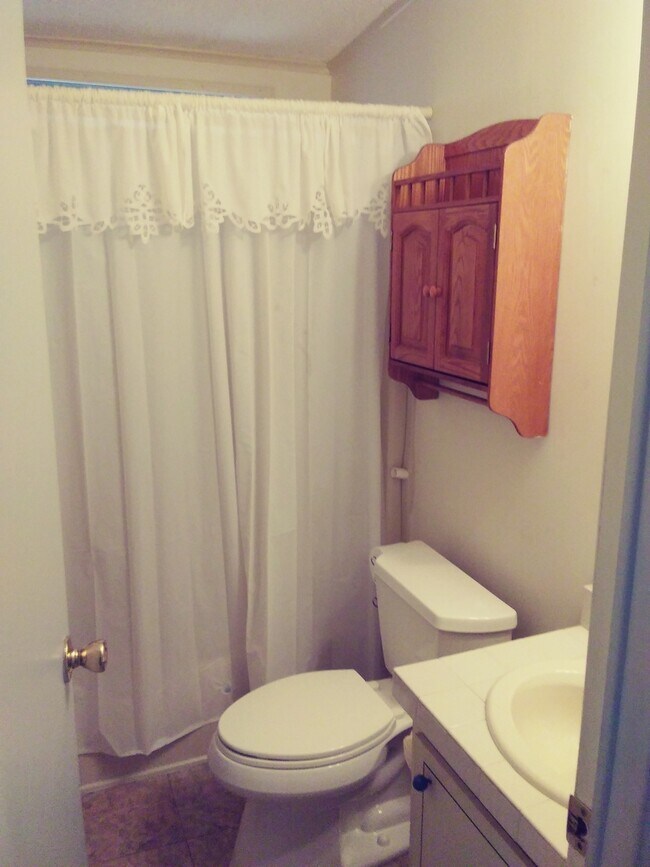 Foto del edificio - St. Cloud, 2 Bed, 2 Bath, 2 Bonus rooms, close to stores